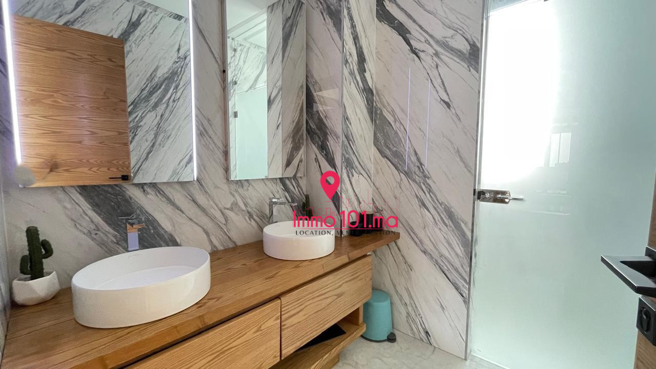 Location villa moderne meublée à Hay Riad SILVM2343